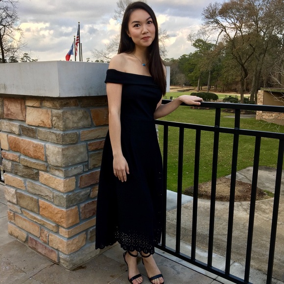 Meet your Posher, Lauren - Picture 1 of 1